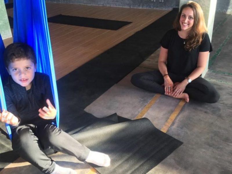 Love-Air-Yoga_retraite_yoga_aerien_maroc_morocco_enfants_kids_parent
