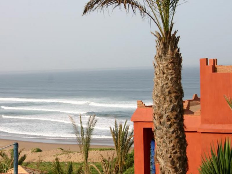 cours-yoga-aerien-retraite-maroc-airyoga-massage-spa-ksarmassa-meditation-asana