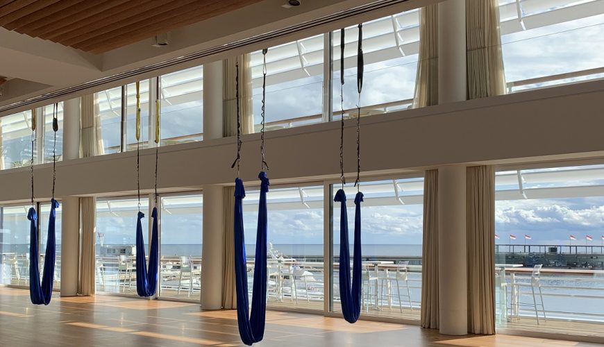 cours-yoga-aerien-retraite-maroc-airyoga-massage-spa-ksarmassa-meditation-asana-yoga-hamac-bienfait-chakra-retraite-agadir-maroc-casablanca-love-monaco